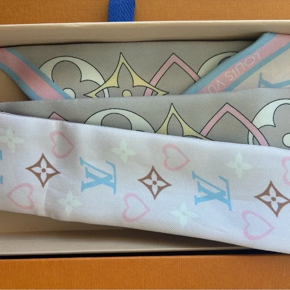 Louis Vuitton My True LV Bandeau - Picture 3 of 3